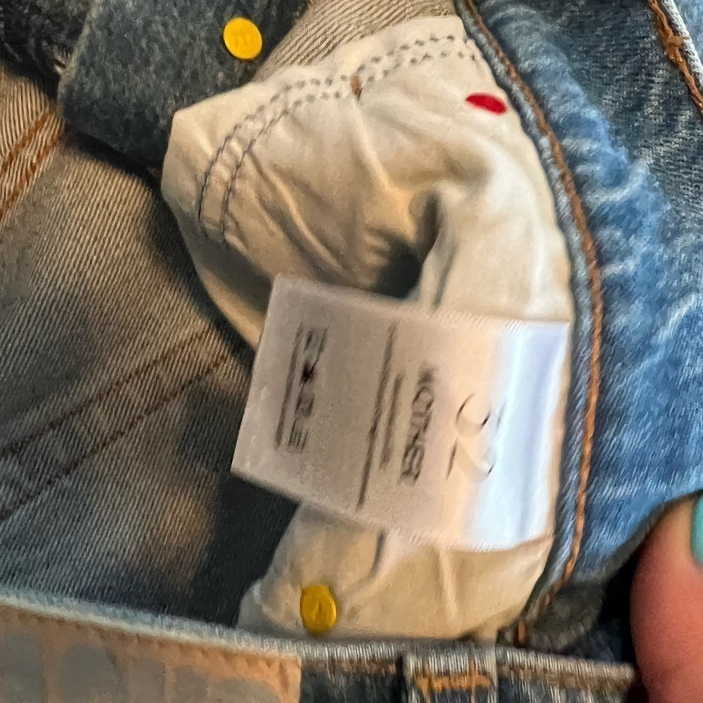 MOTHER
SNACKS! The Pleated Fun Dip Puddle Straight Leg Jeans - Picture 9 of 11